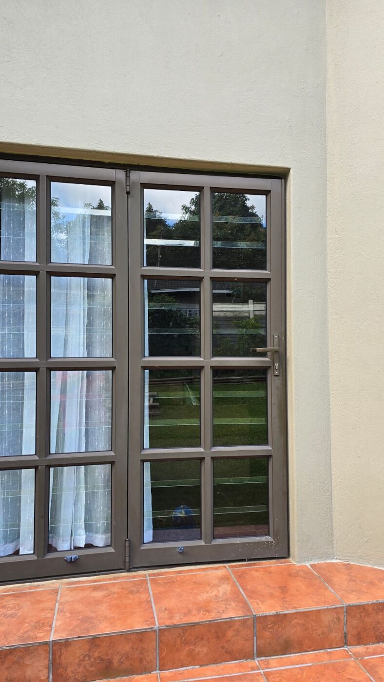 Aluminium window workmanship in Borrowdale
