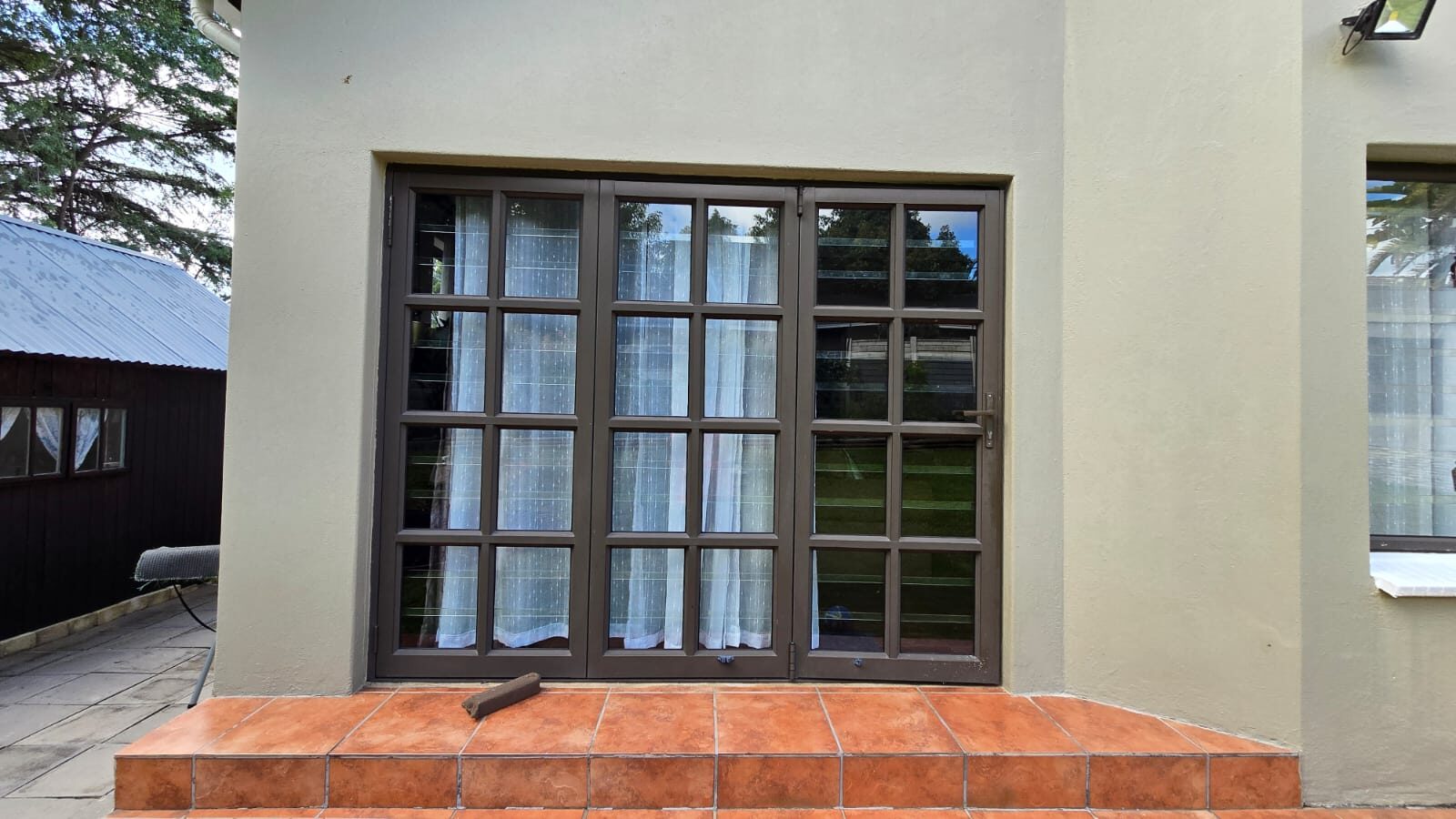 Aluminium window and door installation in Borrowdale, Zimbabwe